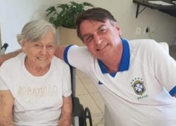 Mãe de Jair Bolsonaro morreu após ter duas paradas cardiorrespiratórias