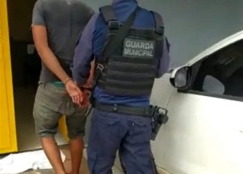 Boca de fumo é estourada e três suspeitos são presos