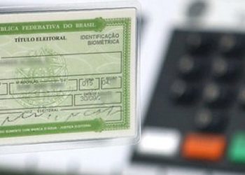 Maiores de 16 anos têm até 4 de maio para tirar o título de eleitor