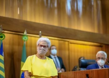 Governadora Regina Sousa nomeia 12 novos secretários e gestores