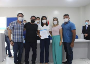 Prefeitura de José de Freitas empossa agentes comunitários de Saúde