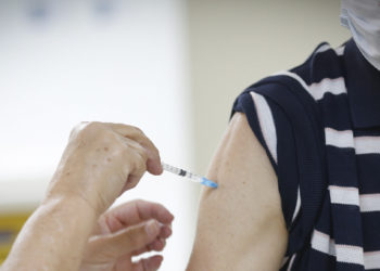 Covid: Saúde libera 4ª dose de vacina para pessoas acima de 40 anos