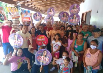 Deputada estadual Elisângela Moura participa de grande reunião em José de Freitas