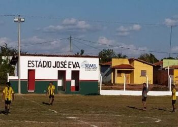 Prefeitura de José de Freitas Entrega Estádio de Futebol aos Moradores do Bairro Deus Me Deu