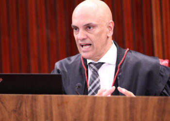 Moraes autoriza atuação da Polícia Militar para desobstrução de rodovias estaduais e federais