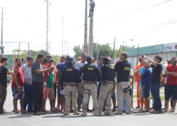 BR-316 é totalmente liberada em Teresina após manifestação bolsonarista