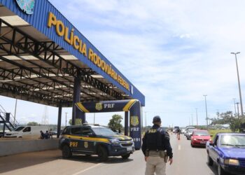 PRF inicia Operação Natal 2022 nas rodovias de todo o país