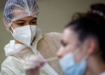 Casos e transmissibilidade da covid-19 continuam em queda no Piauí