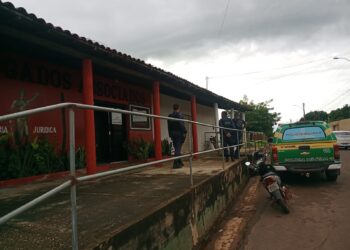 Ladrões arrombam Escritório Advogados Associados em José de Freitas