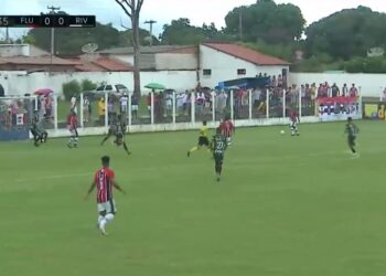 Piauiense: Fluminense vence River e garante vantagem na decisão