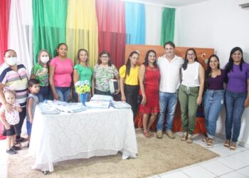 Prefeitura de José de Freitas entrega livros didáticos da Educação Infantil nas escolas