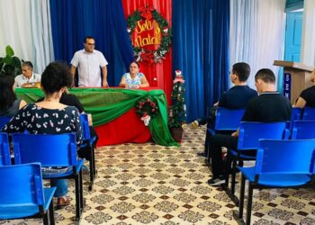 Professores aprovados no seletivo assinam termo de posse em José de Freitas