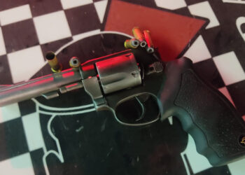 Dois homens são baleados em festa no Centro de Demerval Lobão