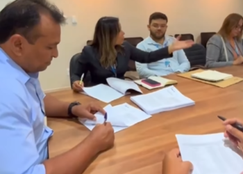 Fábio Abreu Assina contratos para calçamentos em José de Freitas e mais 15 municípios