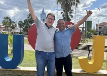 Dinan recebe novo apoio e agora tem 10 dos 13 vereadores de José de Freitas