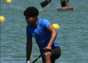 “Pedi para ele não ir”, diz mãe de atleta de canoagem que desapareceu em barragem