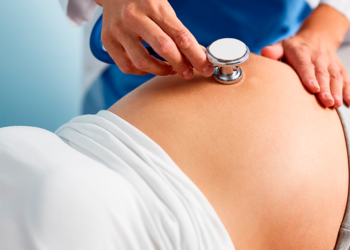 Gestantes devem redobrar cuidados contra a dengue, alerta Sesapi