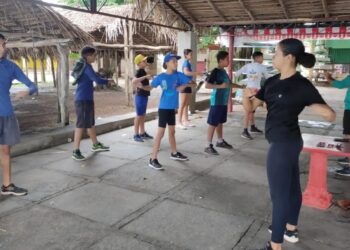 Iporanga recebe visita de alunos para imersão na Canoagem de Velocidade