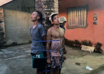 Suspeitos de não pagarem dívida de boca de fumo são amarrados como forma de punição em Cabeceiras
