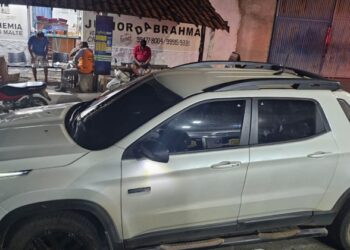 Carro roubado em Castelo do Piauí é recuperado em Campo Maior