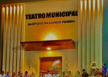 Teatro Municipal Barítono Raimundo Pereira é reinaugurado com grande festa e modernização em José de Freitas