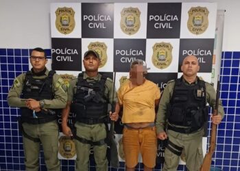 Homem é preso acusado de atirar contra familiares e desacatar policiais em Barras