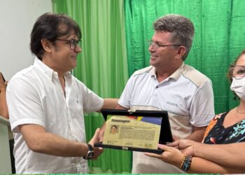 Prefeito Roger Linhares recebe homenagem no IFPI e celebra avanços para José de Freitas