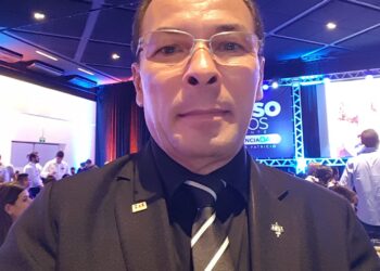 Dr. Edinilson Holanda Deseja um Natal de Paz e Prosperidade à População Freitense