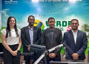 Entrevista com Abraão Araújo e Helena Barros e destaca empreendedorismo e fortalecimento das Câmaras Municipais no Piauí