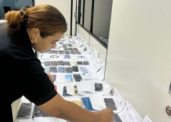 Primeira restituição de celulares recuperados em 2025 será realizada na terça (28)
