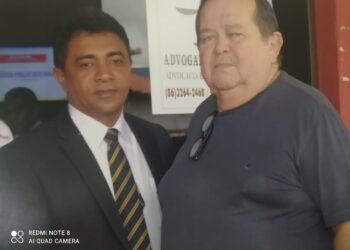 Vereador Abraão Araújo e João Araújo lamentam a morte do líder político Robert Freitas, que terá missa de 4 anos neste sábado em José de Freitas