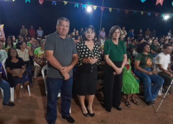 Vereador Nonato do PT prestigia encerramento do Festejo de São João Batista em Novo Oriente-PI