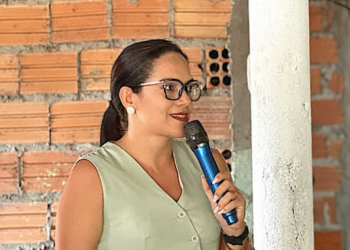 Vice-prefeita de José de Freitas, Andréia Ferreira, é hospitalizada e recebe apoio da população