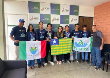 Atletas da Iporanga são recebidos pela secretária Josiane Campelo em Teresina