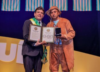 Vaqueiro Luiz Reduzino, de José de Freitas, é homenageado com a Outorga do Mérito Renascença pelo Governo do Piauí