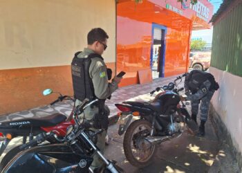Operação Rastreados: cinco pessoas são conduzidas e motos com restrições são apreendidas em Lagoa Alegre