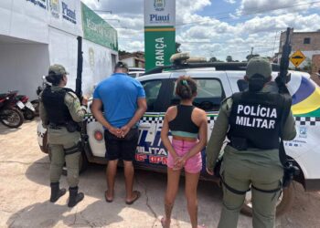 Polícia Militar prende duas pessoas e apreende drogas durante operação no bairro São Pedro, em José de Freitas