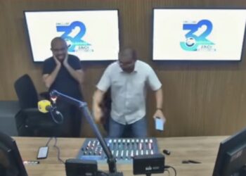 SUSTO: Rato invade estúdio durante programa ao vivo na TV Clube