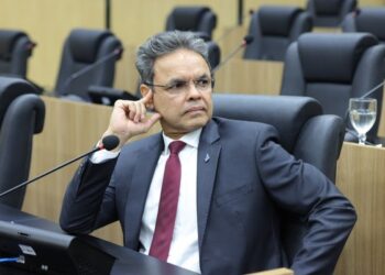 Dr. Gil Carlos anuncia requerimento para priorizar pavimentação da PI-115 entre José de Freitas e Campo Maior