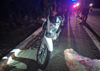 Acidente entre motocicletas deixa um morto e dois feridos na BR-343