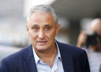 Cruzeiro anuncia Tite como novo técnico até 2026