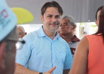 Justiça anula julgamento da Câmara de José de Freitas que reprovou as contas do ex-prefeito Roger Linhares