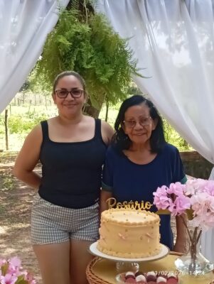 Matriarca com uma de suas filhas, Simone Borges