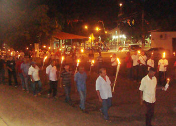 Procissão do Fogaréu vai acontecer nesta quarta-feira em José de Freitas e deve reunir fiéis pelas ruas da cidade