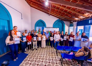 Prefeitura de José de Freitas dá posse a 20 novos servidores da Educação