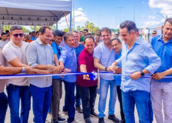 Prefeito Pedro Gomes, ex-prefeito Roger Linhares e senador Ciro Nogueira inauguram obras e anunciam novos investimentos em José de Freitas